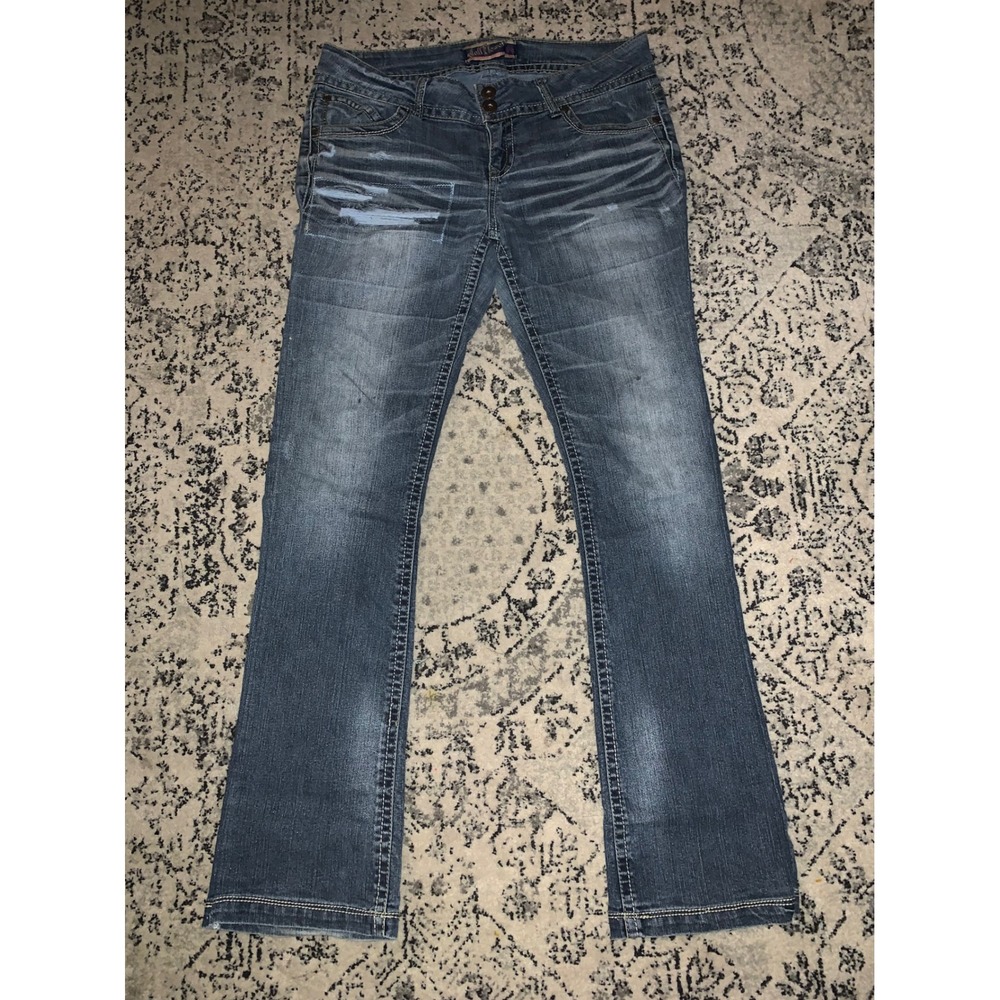 Wallflower women's jeans size 13